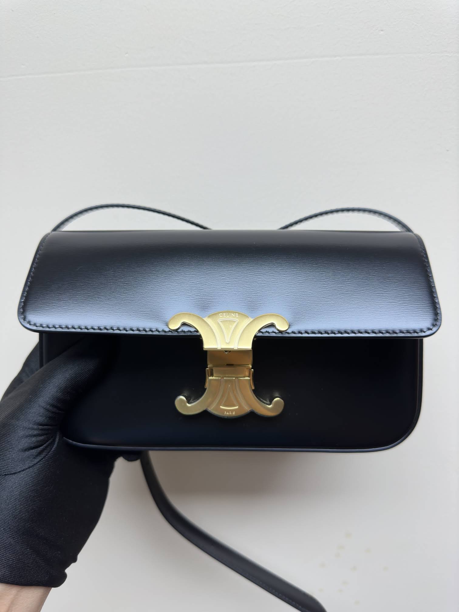 CELINE SHOULDER BAG CLAUDE IN SHINY CALFSKIN