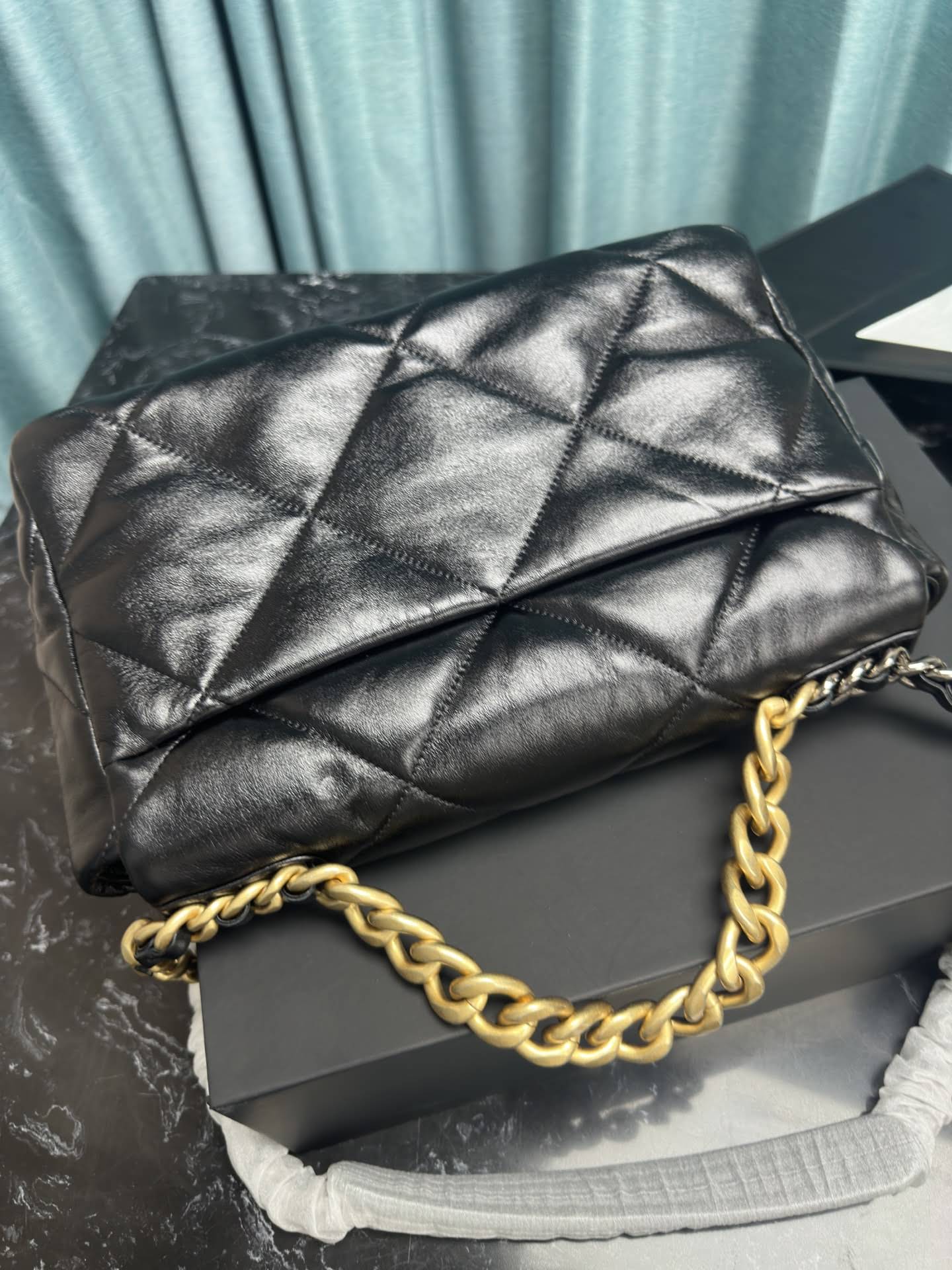 CHANEL 19 Large Handbag