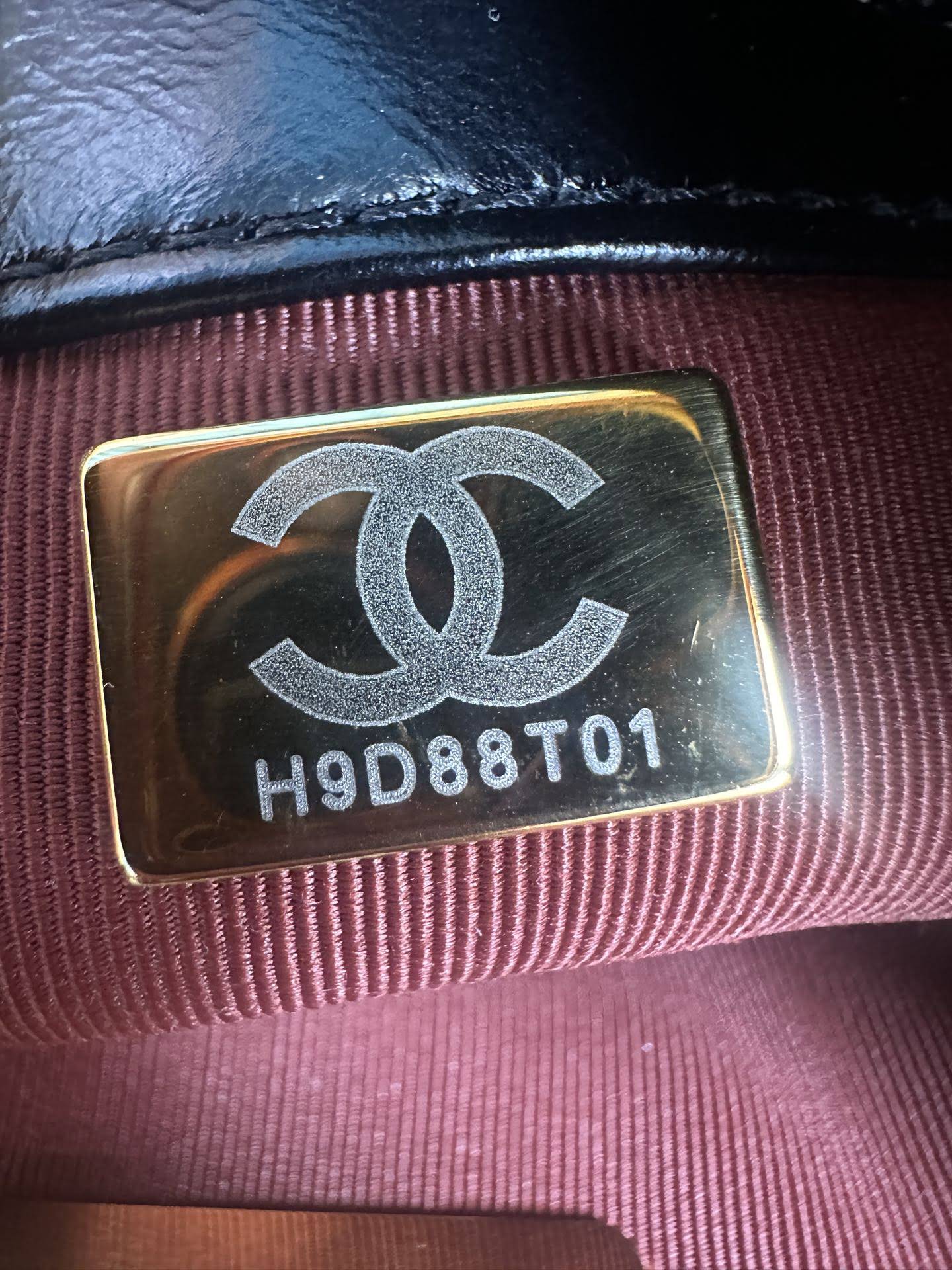 CHANEL 19 Large Handbag