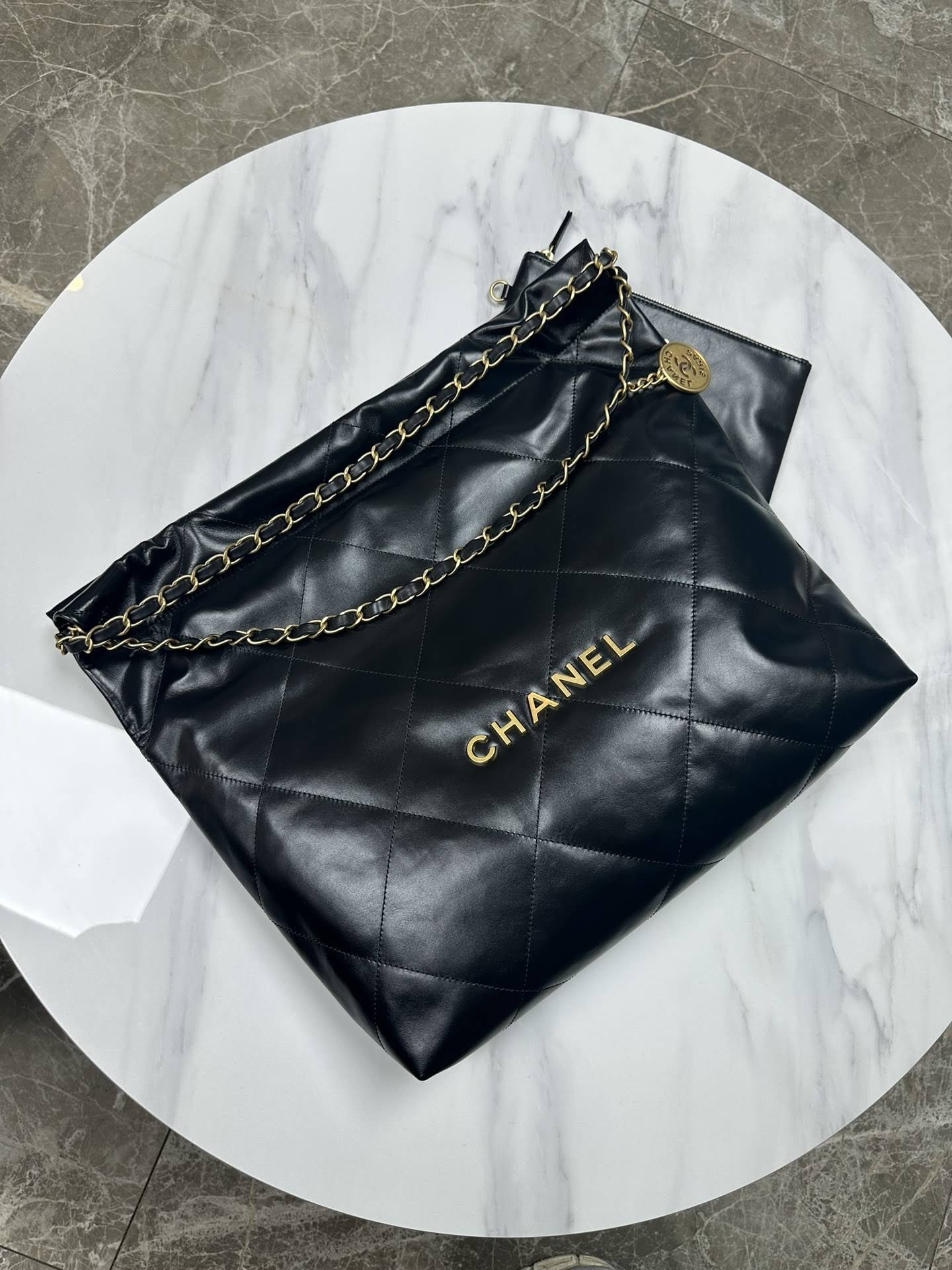 CHANEL 22 Small Handbag