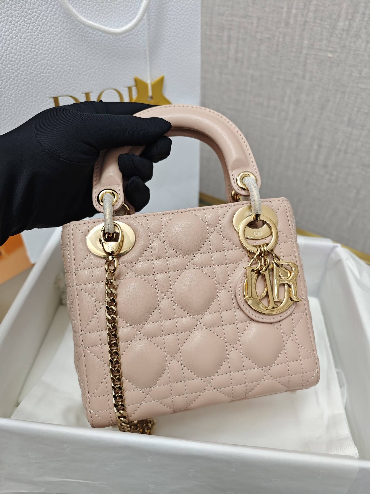 CHRISTIAN DIOR Mini Lady Dior Bag /Pale Pink Cannage Lambskin