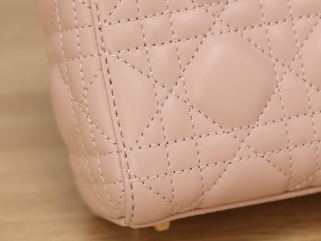 CHRISTIAN DIOR Mini Lady Dior Bag /Powder Pink Cannage Lambskin