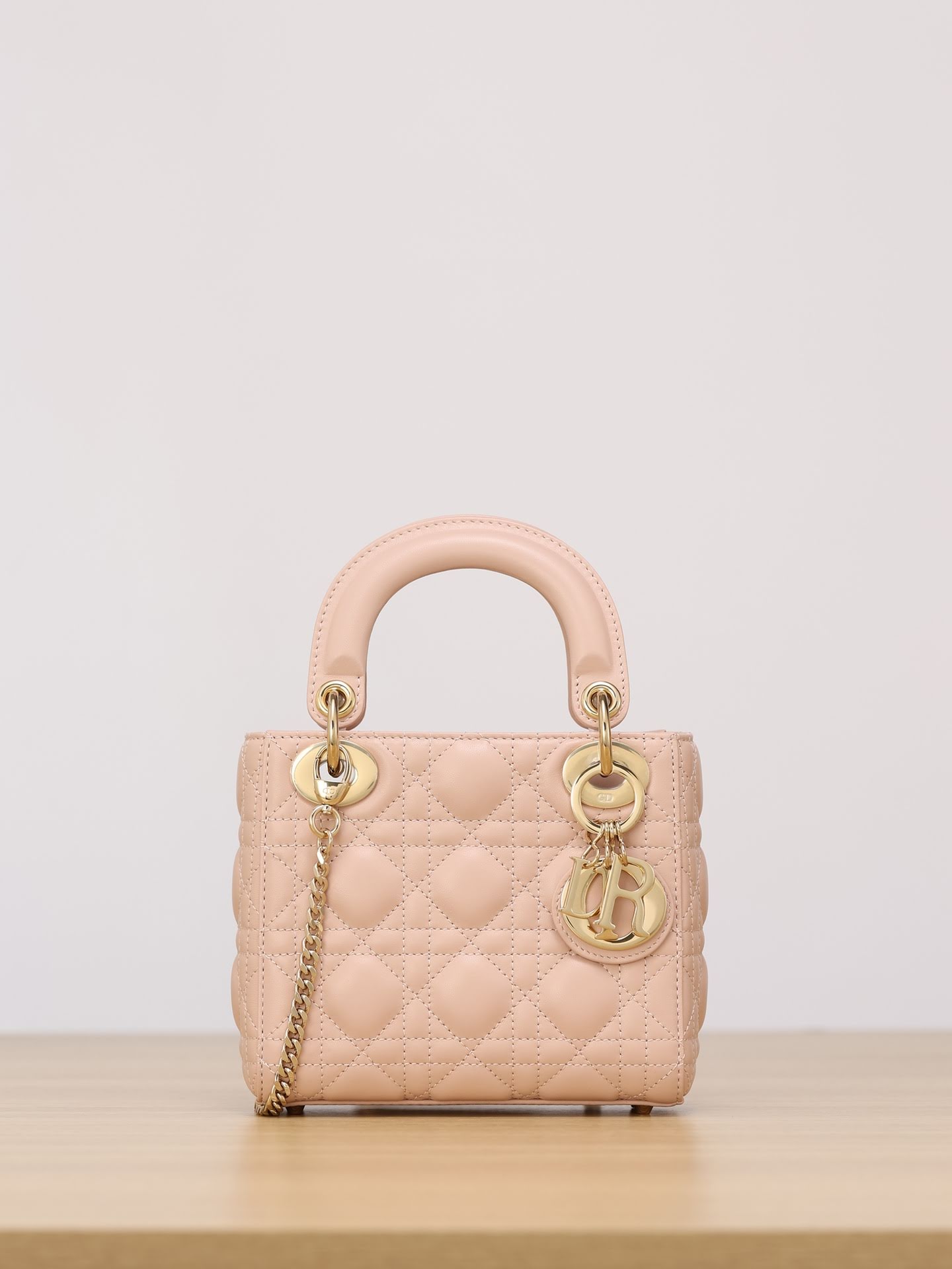 CHRISTIAN DIOR Mini Lady Dior Bag /Powder Pink Cannage Lambskin