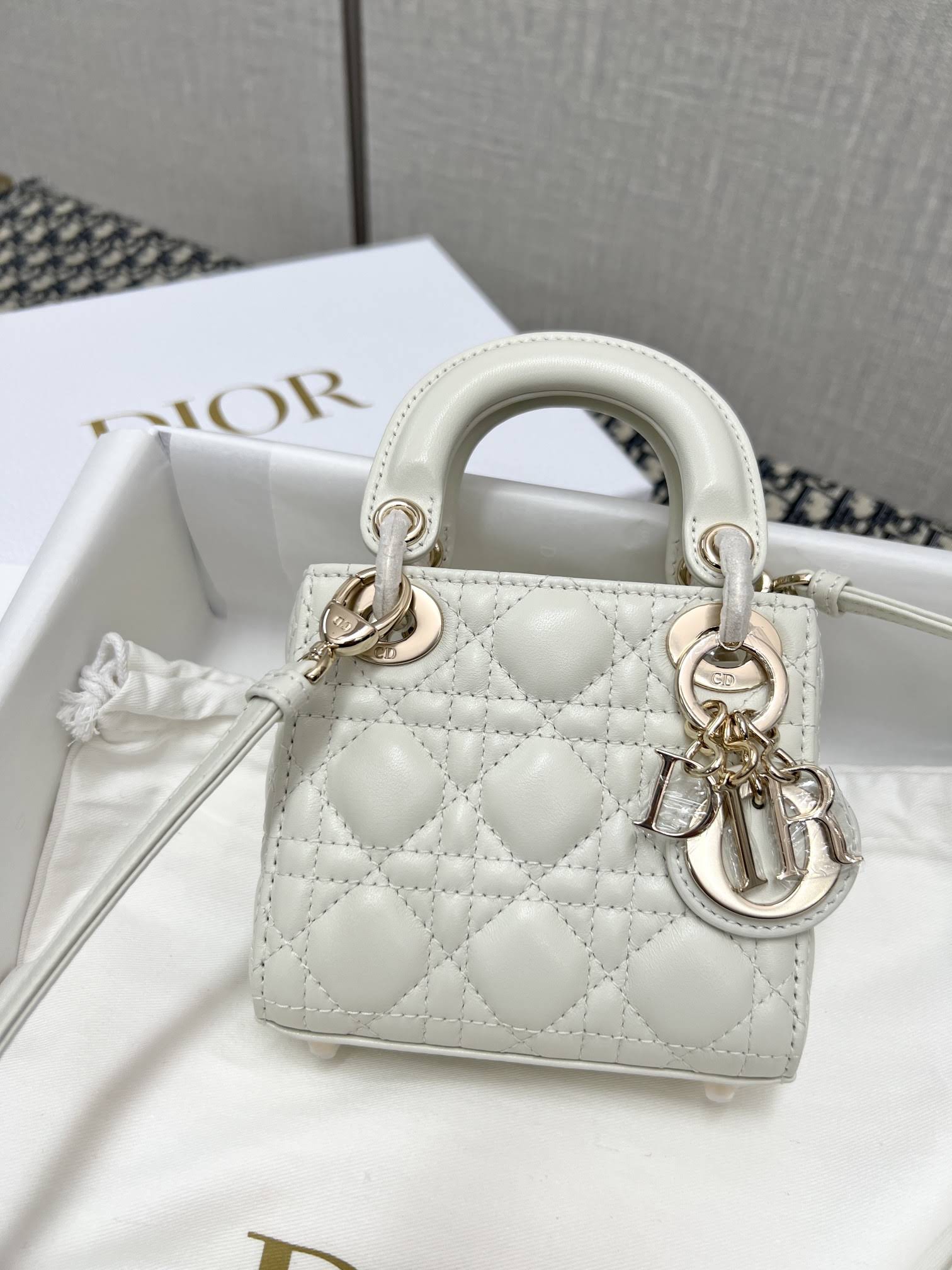 CHRISTIAN DIOR Mini Lady Dior Bag /Latte Cannage Lambskin