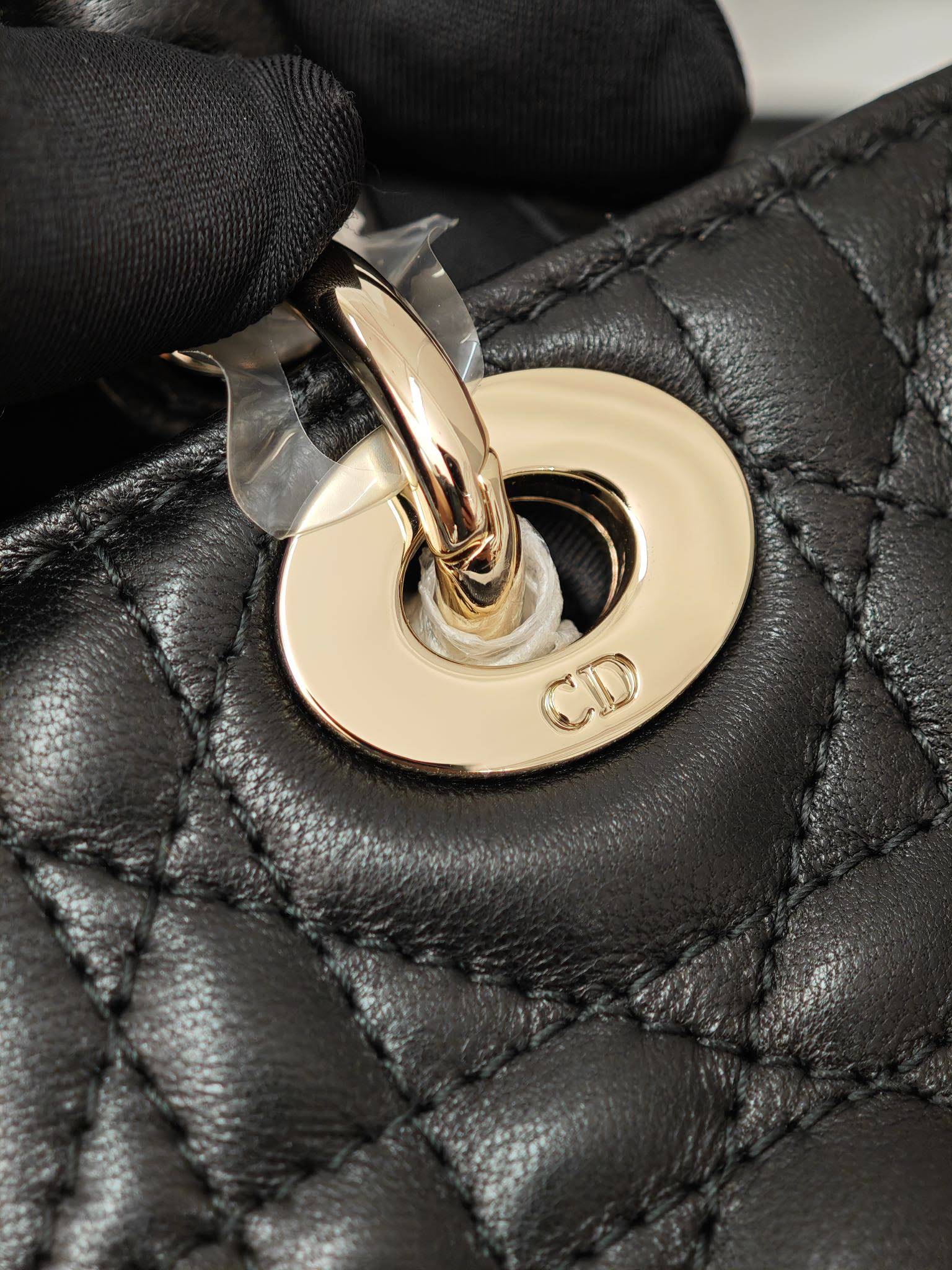 CHRISTIAN DIOR Lady D-Joy Micro Bag /Black Cannage Lambskin