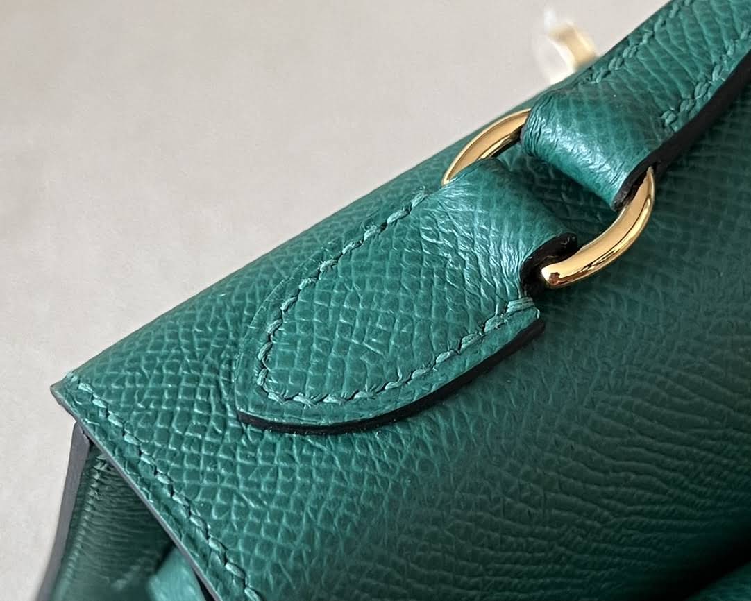 HERMES Kelly En Desordre 20 Handmade Bag/Z6 Peacock Green / Gold Hardware / Epsom Leather  