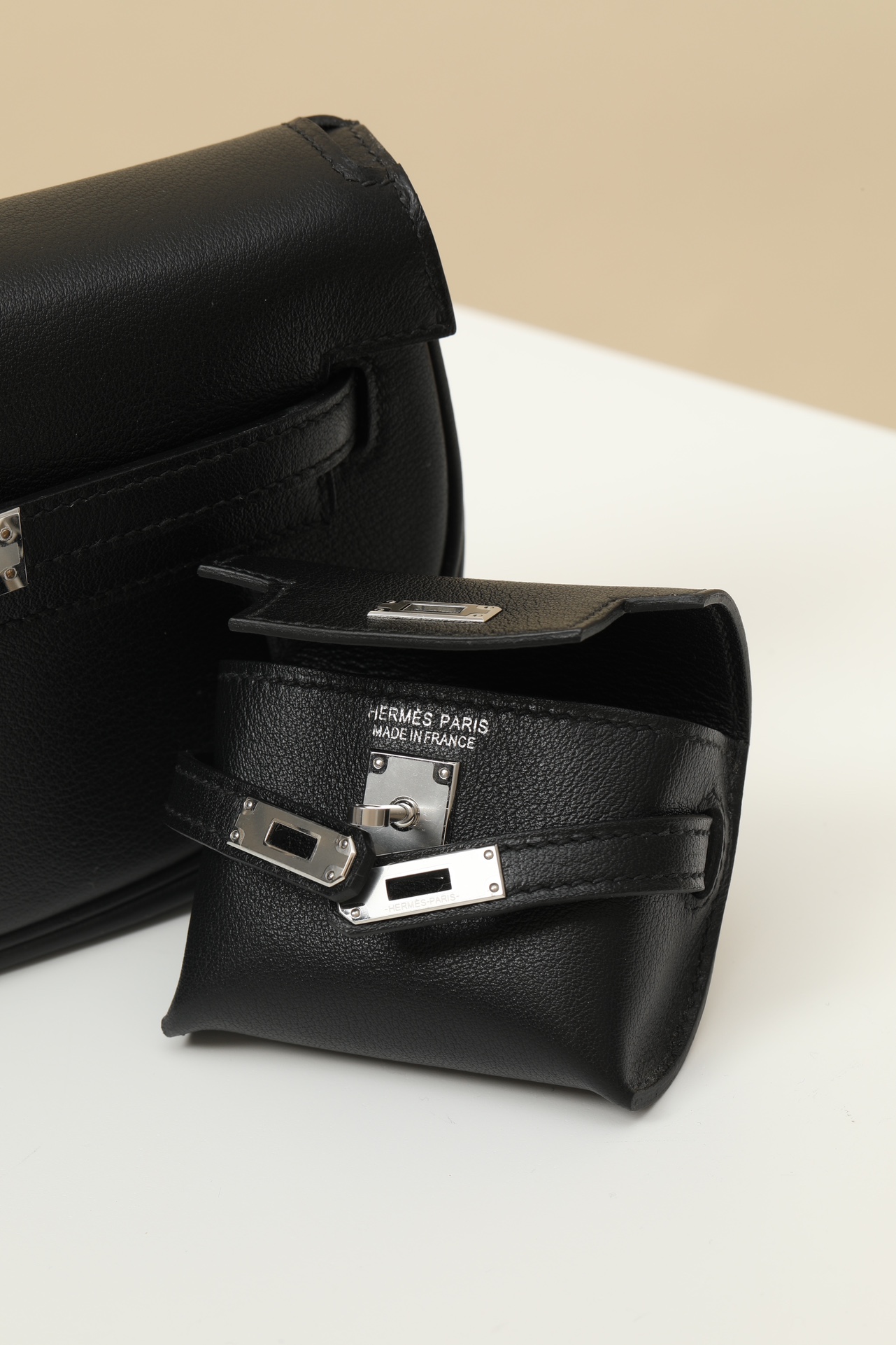 HERMES Kelly Moove 17 Bag /CK89 Black Silver Buckle Swift Leather  