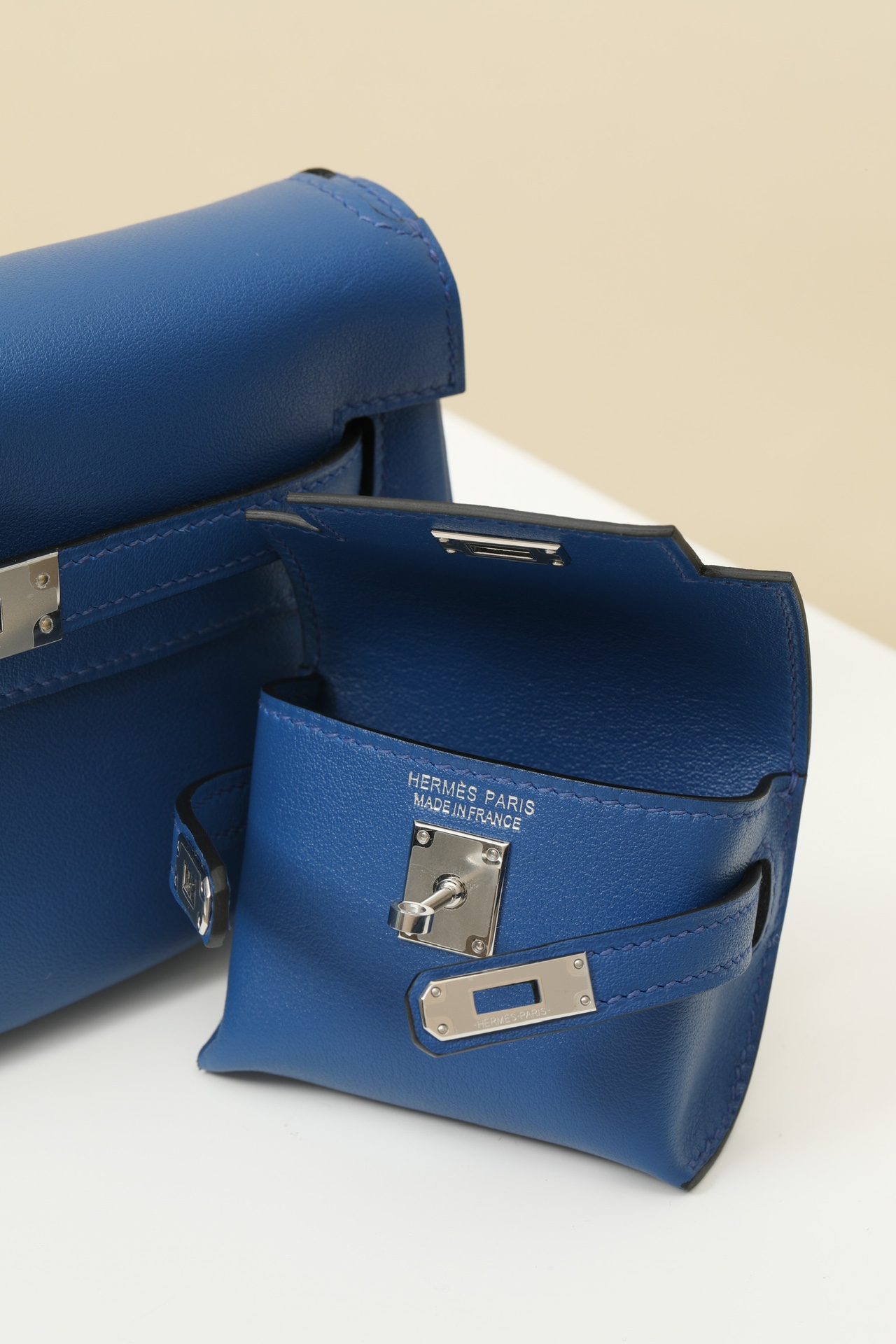 HERMES Kelly Moove 17 Bag /71 French Blue Silver Buckle Swift Leather  