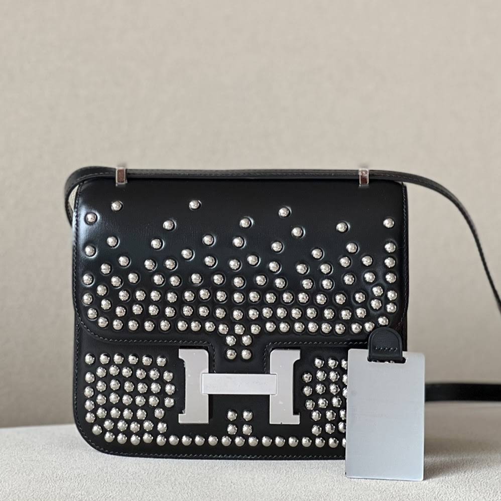 HERMES Constance 19 Bag/CK89 Black/Silver Buckle/Box  