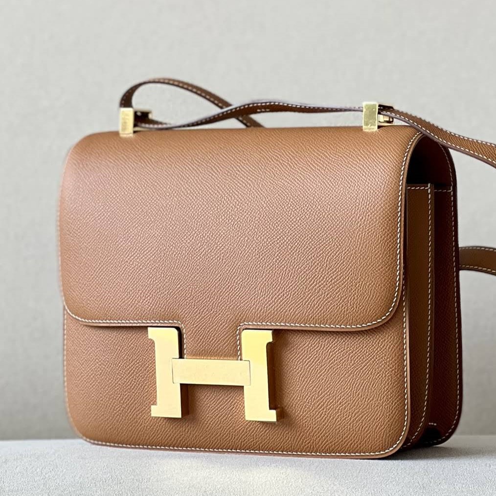 HERMES Constance 19 Bag/CK37 Gold Brown/Gold Buckle/Epsom  