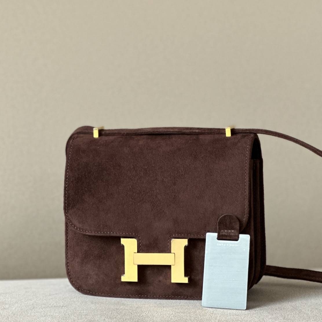 HERMES Constance 19 Bag/4A Coffee/Brown Gold Buckle/Suede  