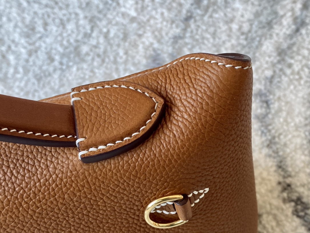 HERMES Kelly 2024 21 Bag /CK37 Gold Brown/Gold Buckle/Barenia Faubourg/Saddle  