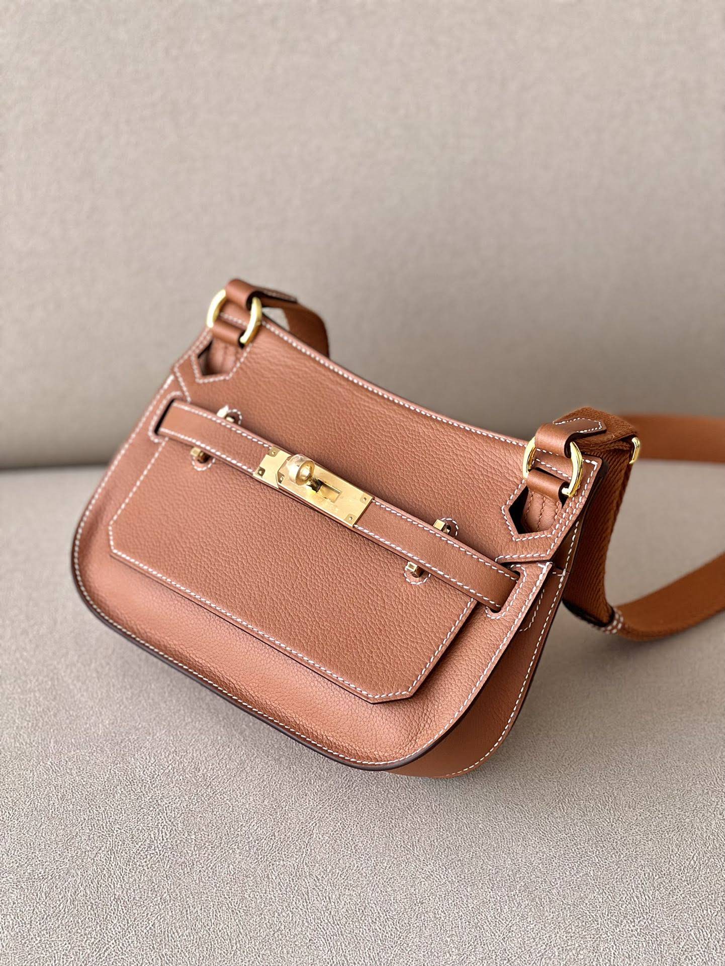 HERMES Jypsiere Mini Handmade Bag /CK37 Golden Brown/Gold Buckle/EVE  