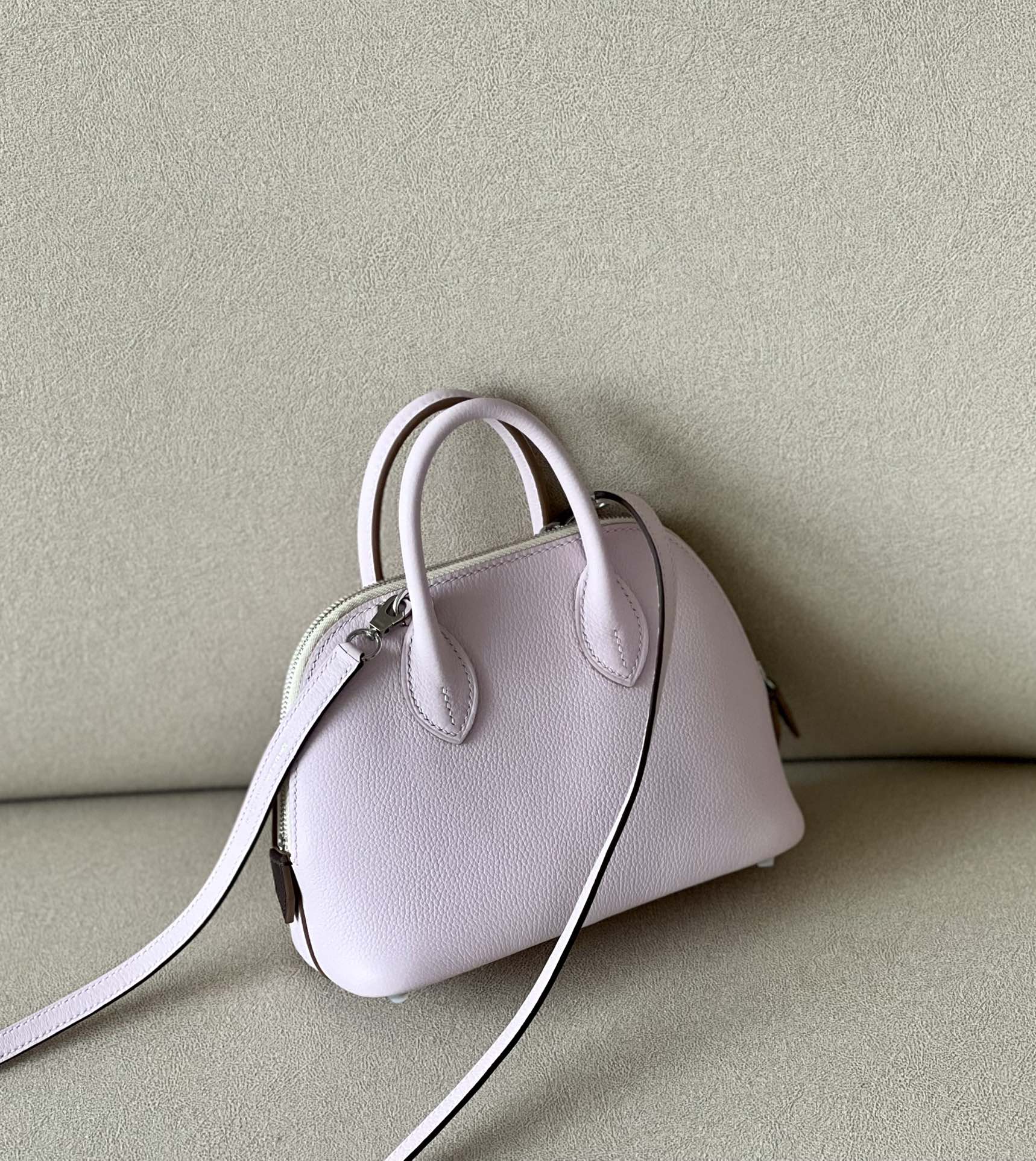 HERMES Bolide 18 Bag/09 Dreamy Purple/0G Saddle Red/Nata Cream White/Silver Buckle/Evercolor Leather  