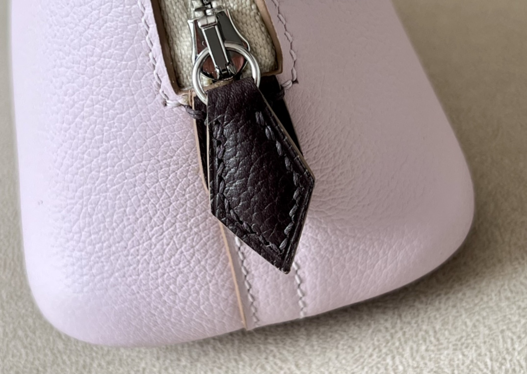 HERMES Bolide 18 Bag/09 Dreamy Purple/0G Saddle Red/Nata Cream White/Silver Buckle/Evercolor Leather  