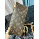 LOUIS VUITTON The Boulogne Bag (Natural)