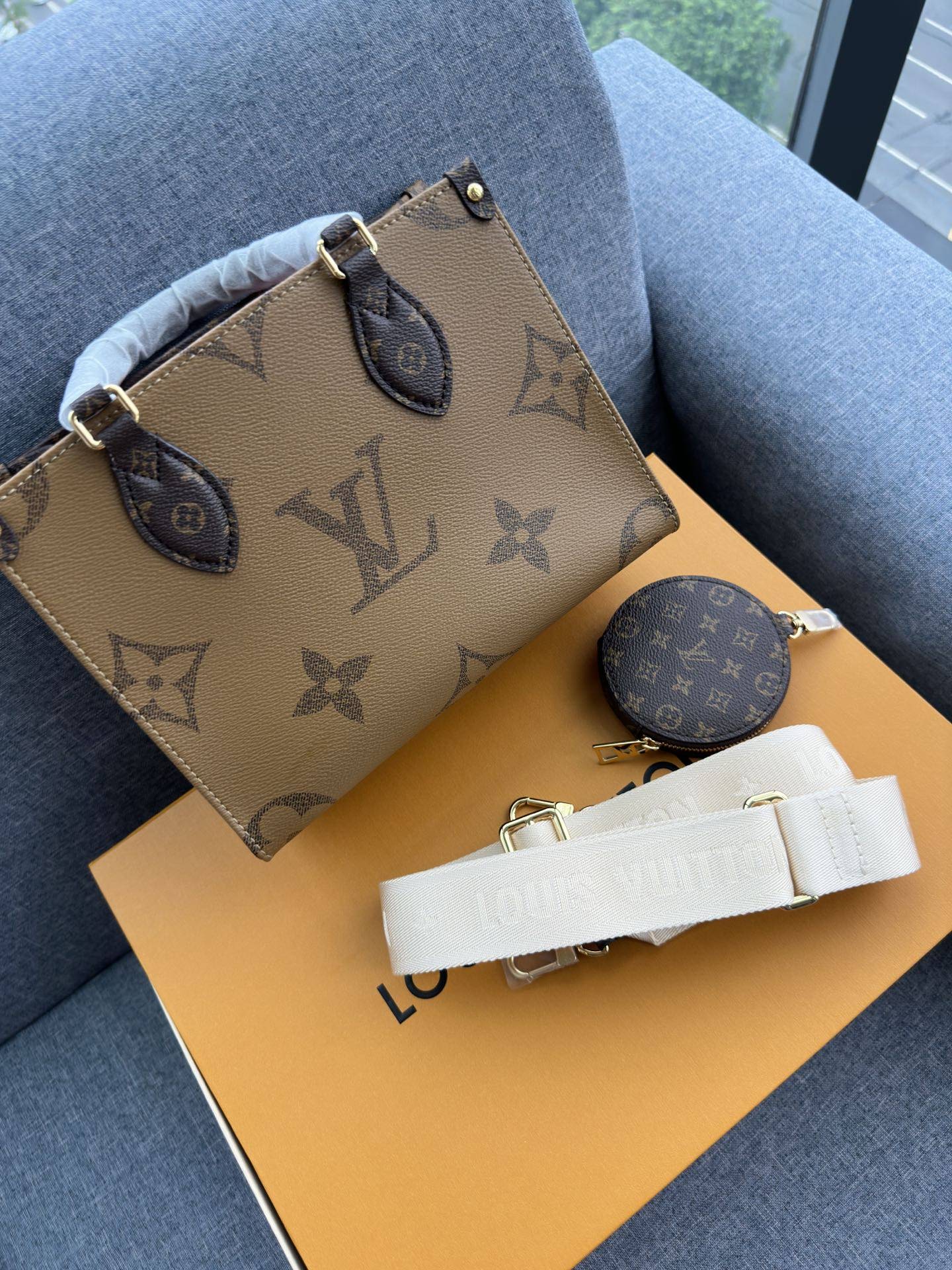 LOUIS VUITTON The OnTheGo PM Tote Bag