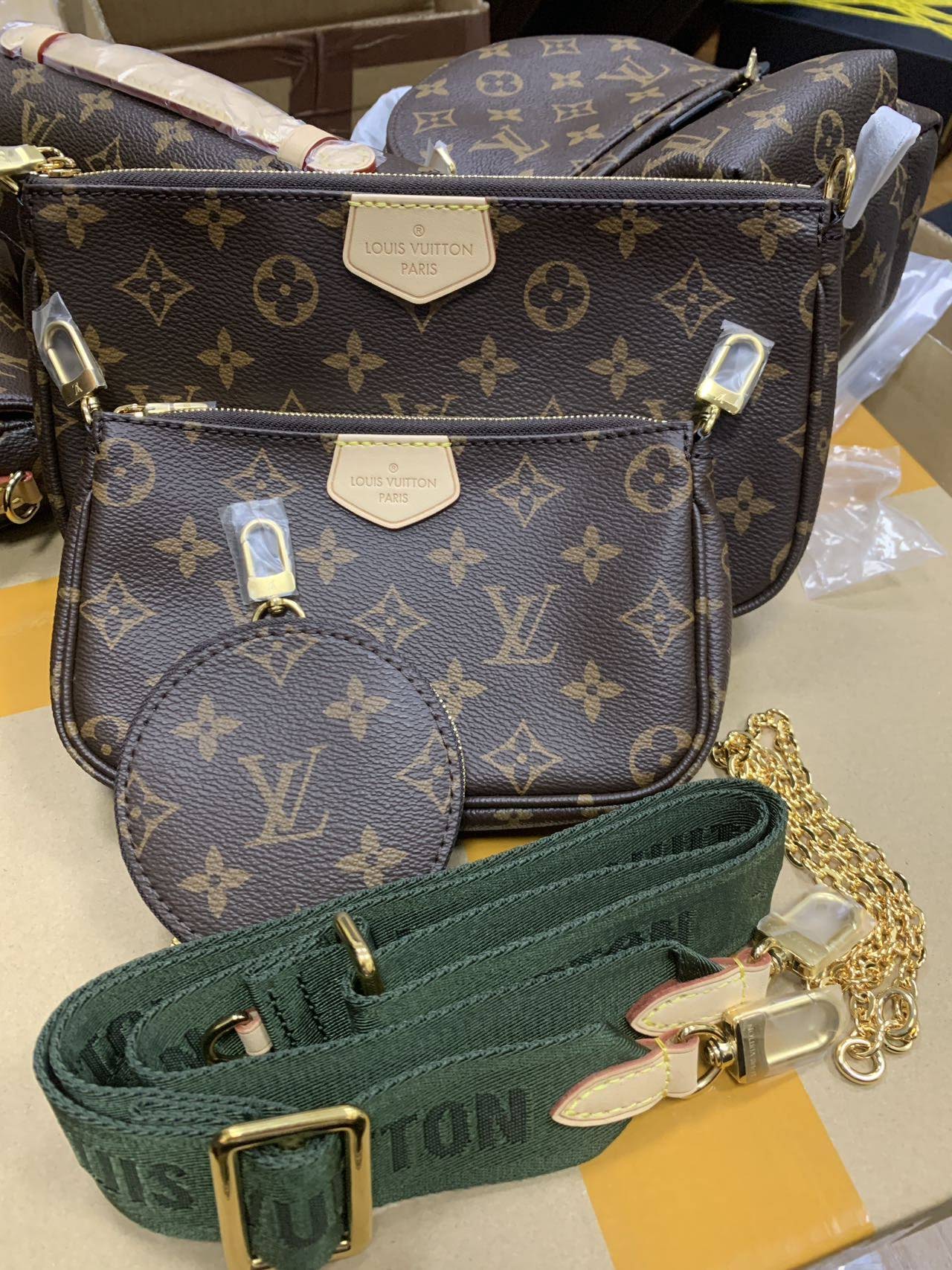 LOUIS VUITTON Discovery Backpack