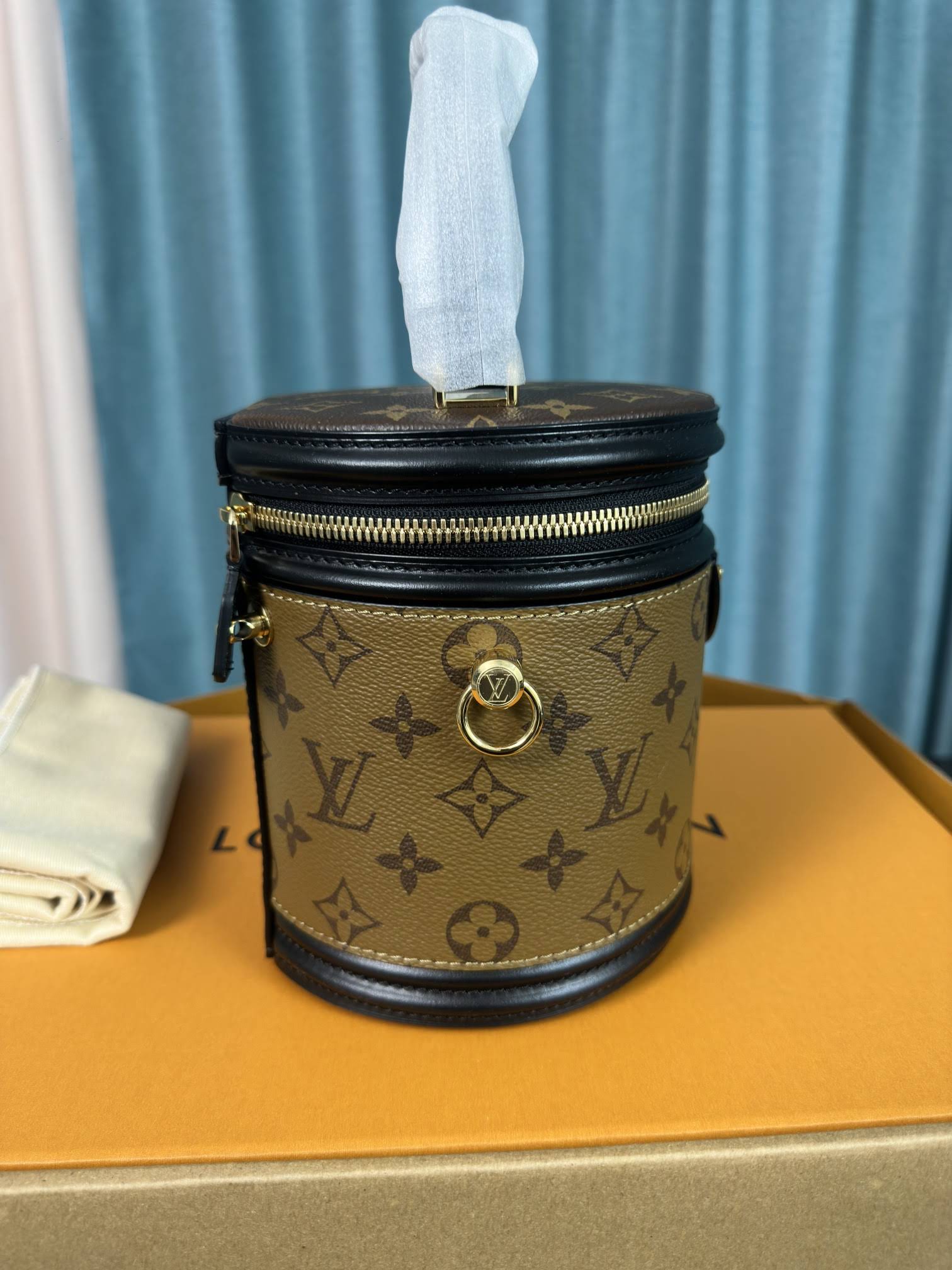 LOUIS VUITTON The Cannes Bag