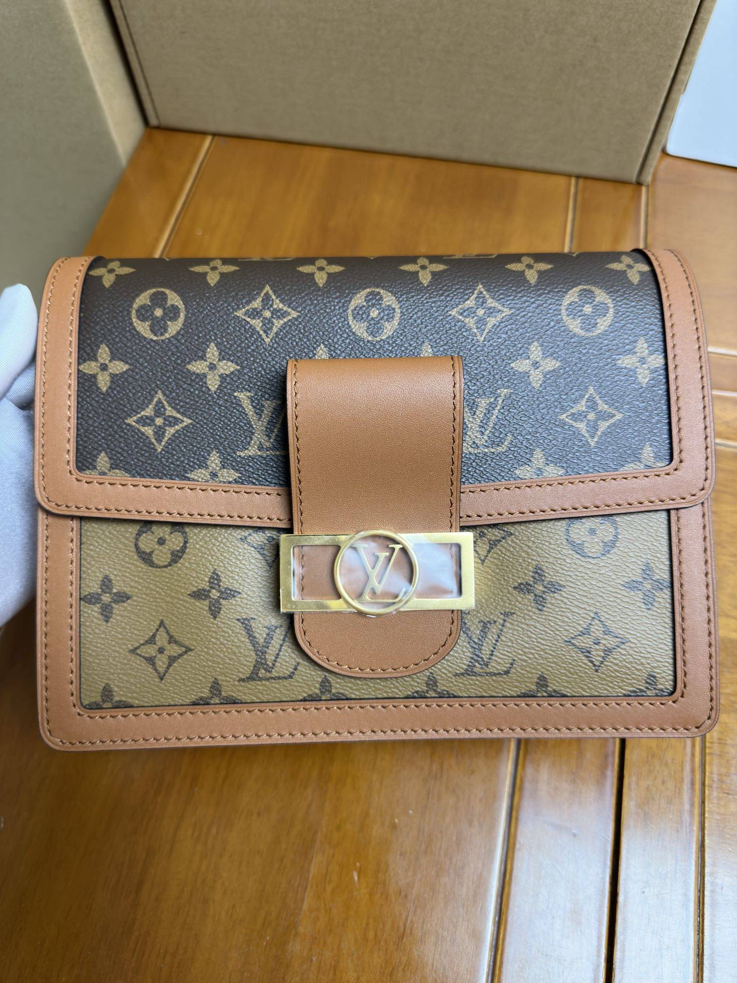 LOUIS VUITTON The Dauphine MM Bag