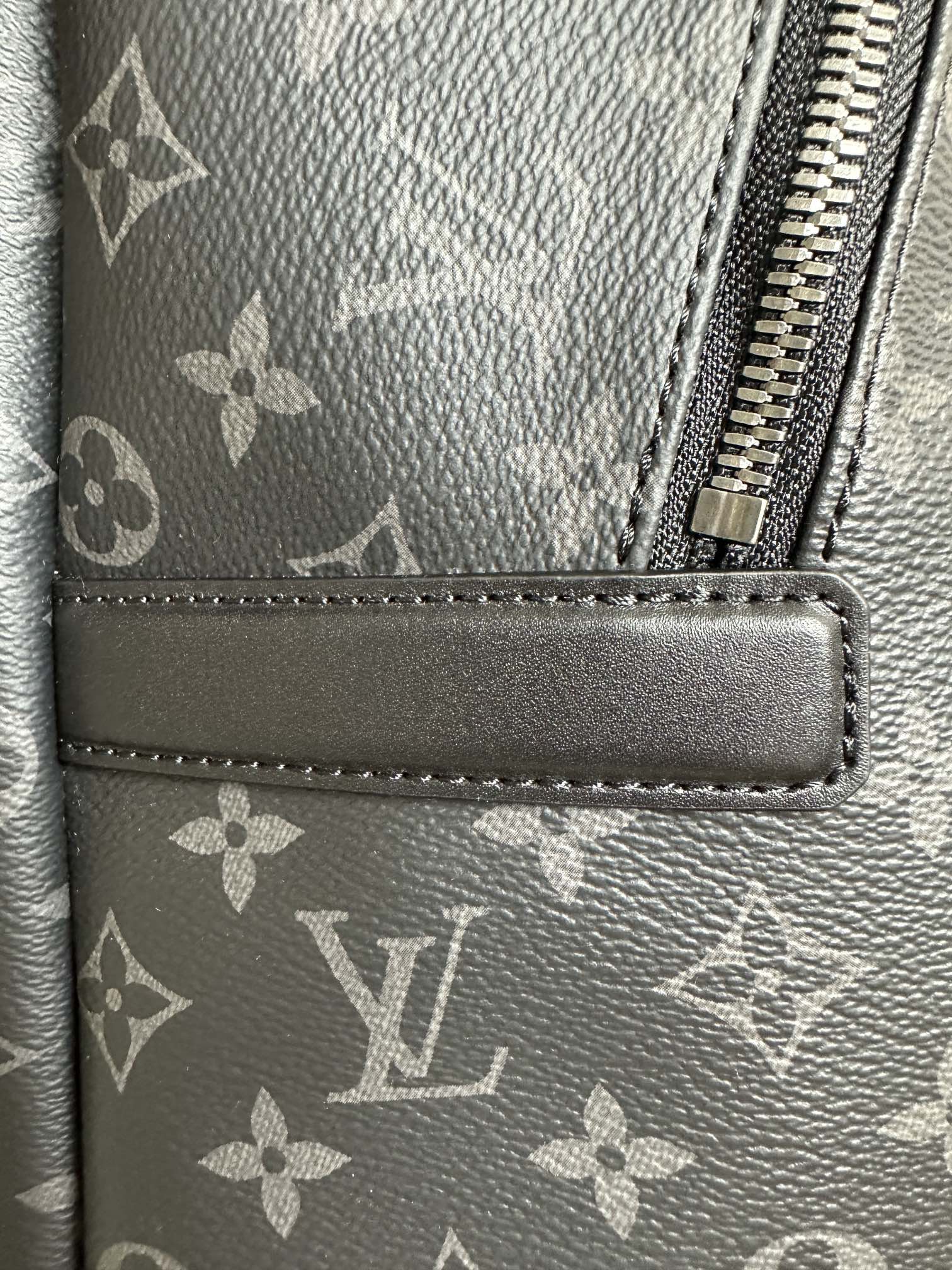 LOUIS VUITTON Discovery Backpack